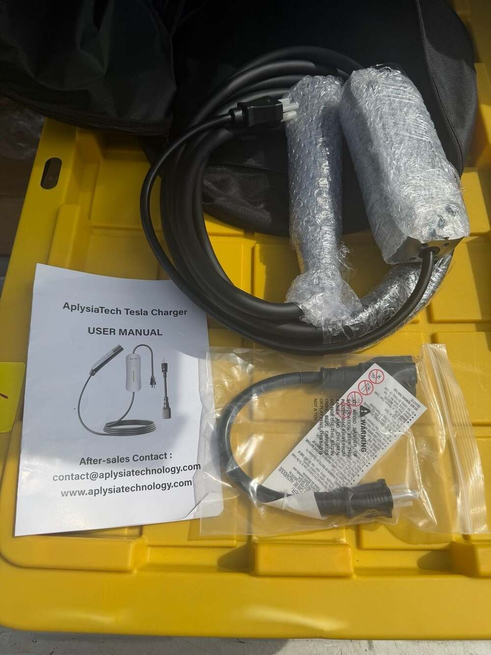 Tesla EV Charger 16A NACS Level 1/2 120V/240V 21ft w/ Case by AplysiaTech